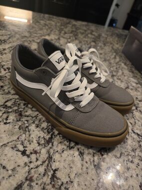 Vans Boys Gray Old Skool Sneakers with Gum Sole